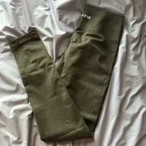 Alphalete Amplify Leggings